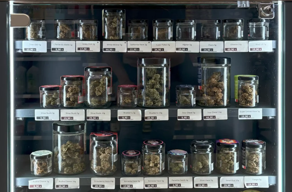 CBD et bien être au drugstore 48